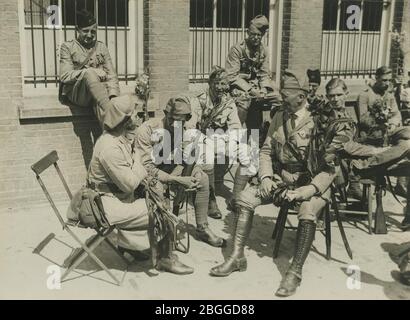 Het districement van de Amsterdam burgerwacht rust uit op het binnenterrein van Foto Stock