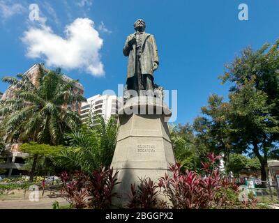 Statua dello statista brasiliano Quinino Bocaiuva ex ministro degli Affari Esteri e importante nella proclamazione della repubblica Foto Stock