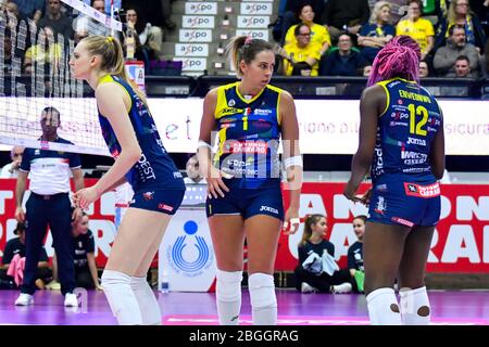 Treviso, Italia. 01st Jan, 2020. indre sorokaite (conegliano) durante la stagione Italiana Volley Serie A1 Donna stagione 2019/20, Volley Campionato Italiano Serie A1 Campionato Donna a Treviso, Italia, Gennaio 01 2020 Credit: Independent Photo Agency/Alamy Live News Foto Stock