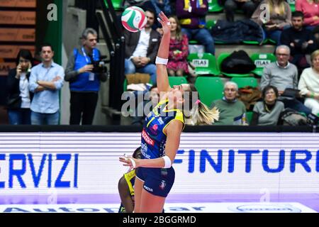 Treviso, Italia. 01st Jan, 2020. indre sorokaite (conegliano) durante la stagione Italiana Volley Serie A1 Donna stagione 2019/20, Volley Campionato Italiano Serie A1 Campionato Donna a Treviso, Italia, Gennaio 01 2020 Credit: Independent Photo Agency/Alamy Live News Foto Stock