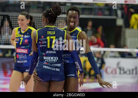 Treviso, Italia. 1 gennaio 2020. Treviso, Italia, 01 Jan 2020, Paola Egonu (Conegliano) durante - - Credit: LM/Ettore Griffoni Credit: Ettore Griffoni/LPS/ZUMA Wire/Alamy Live News Foto Stock