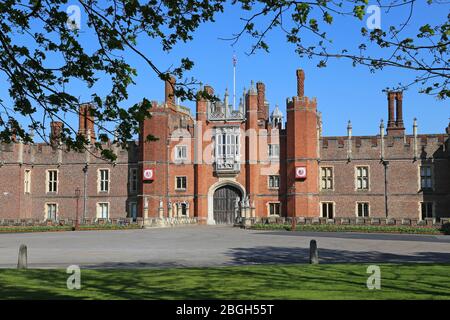 Il Palazzo di Hampton Court è chiuso per coronavirus, East Molesey, Surrey, Inghilterra, Gran Bretagna, Regno Unito, Regno Unito, Europa Foto Stock