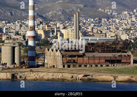 Vecchia fabbrica, porto del Pireo, Atene, Grecia, Europa Foto Stock