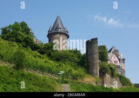 Ostello della gioventù Burg Stahleck sopra Bacharach nella Valle del Reno centrale, Renania-Palatinato, Germania Foto Stock