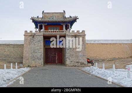 KHARKORIN, MONGOLIA, 7 marzo 2020 : il monastero di Erdene Zuu è il primo monastero buddista sopravvissuto in Mongolia. I comunisti ordinarono il monast Foto Stock