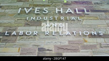 Cartello ILR. Ives Hall, Università di Cornell Foto Stock
