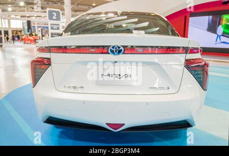 La nuova cella feul Toyota Mirai è stata mostrata la sua tecnologia alla Toyota Gazoo Racing galleria della città di Daiba, che mostra la tecnologia più recente Foto Stock