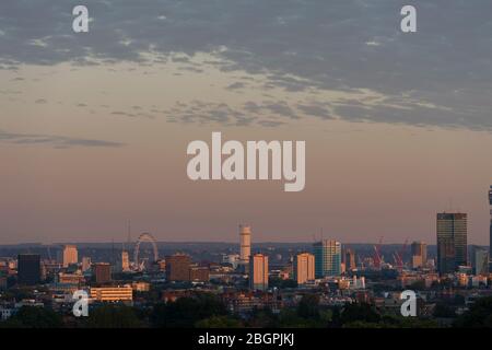 Vista da Highgate West Hill, del West End (centro di Londra) Highgate West Hill, Londra, Regno Unito. 21 ago 2015 Foto Stock