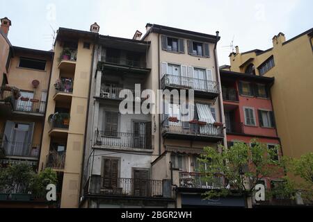 Bergamo, Italia, Lombardia - 22 settembre 2019: Edifici di facciata a Bergamo Città bassa Foto Stock