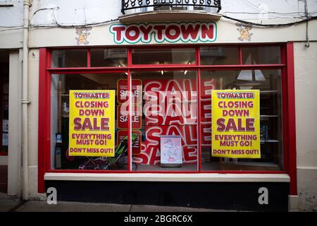 Negozio di giocattoli Toytown che chiude Woodbridge Suffolk UK Foto Stock