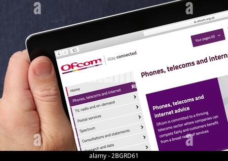 Sito web dell'UFCOM visualizzato su iPad Foto Stock