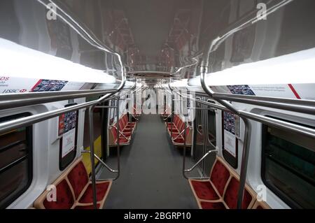 Buenos Aires, Argentina - Ottobre 27 2010: La città ha ricevuto nuovi vagoni della metropolitana per sostituire il cento della metropolitana vecchia della linea A. portato da C. Foto Stock