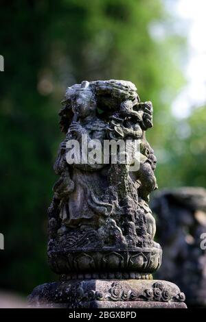 Iscrizione in pietra sulla rotaia curva del ponte di pietra Shuangguitang Wanzhushan Liangping County Chongqing Foto Stock