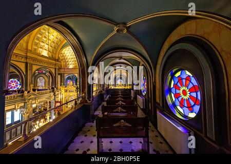 Interno della Chiesa ortodossa bulgara di Santo Stefano a Istanbul, Turchia Foto Stock