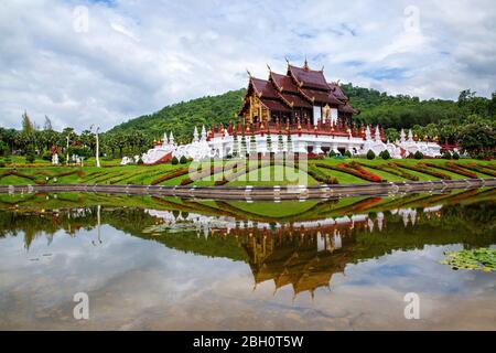 Royal flora park, noto anche come Parco Rajapruek, in Chiang Mai Thailandia Foto Stock