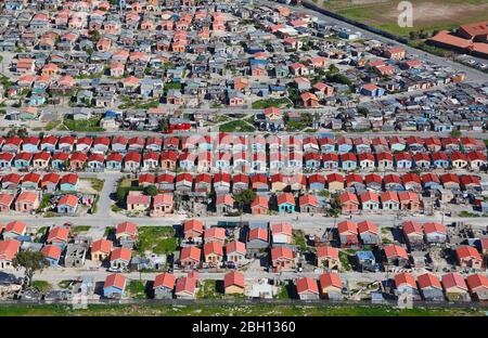 Foto aeree di insediamenti informali e alloggi a basso reddito Foto Stock