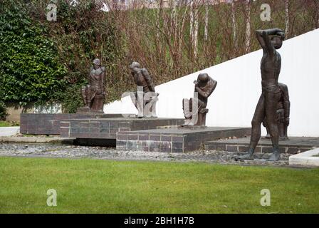 Gladstone Park Memorial, Dollis Hill Lane Willesden West London NW2 6HT di Fred Kormis Foto Stock