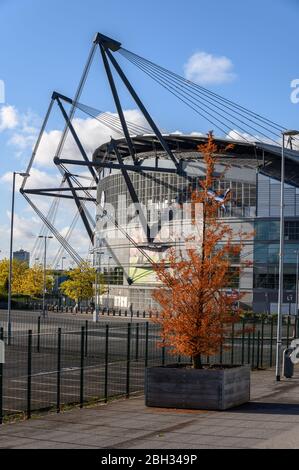 MANCHESTER, INGHILTERRA -OCTUBER 27, 2019- Costruito nel 2002, l'Etihad Stadium ospita la squadra di calcio di Manchester City. Foto Stock