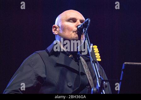 billy corgan (zucca) durante il Billy Corgan - European solo Tour, Corte Mole Vanvitelliana, ancona, Italia, 30 Giugno 2019 Foto Stock