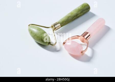 Rulli frontali in Jade e quarzo rosa Foto Stock