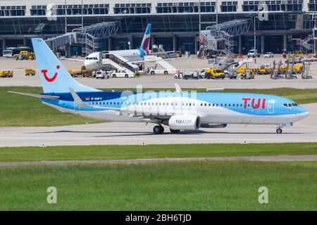 Stoccarda, Germania – 23 maggio 2019: Aereo TUI Boeing 737 all'aeroporto di Stoccarda (Str) in Germania. Foto Stock