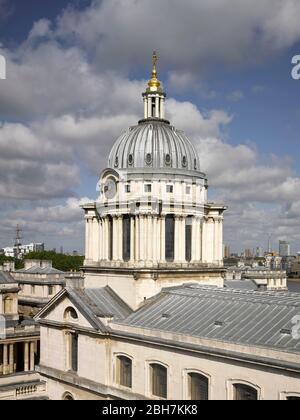 Vista elevata della East Tower. Old Royal Naval College, Londra, Regno Unito. Architetto: Sir Christopher Wren, Nicholas Hawksmoor, 2019. Foto Stock