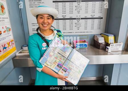 Giappone, Honshu, Tokyo, Odaiba, Guida di informazioni in lingua inglese Foto Stock