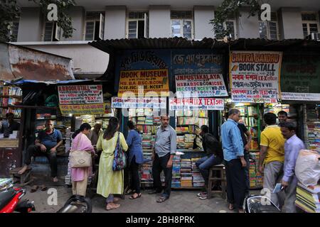 Prenota mercato, College Street, Calcutta, Calcutta, West Bengal, India, Asia Foto Stock