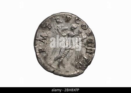 Moneta d'argento romana, rovescio del denario dell'imperatore Traiano Augusto AD98-117, zecca di Roma Foto Stock