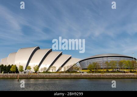 La SSE Hydro e SEC Armadillo sulle rive del fiume Clyde a Glasgow Foto Stock