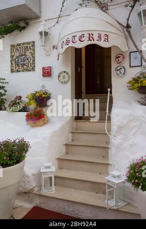 Italia, mezzogiorno, Puglia, Salento, Brindisi Ostuni, Città Vecchia, Osteria del tempo Posso Foto Stock