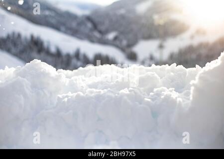 Paesaggio invernale innevato a Söll, Wilder Kaiser, Tirolo, Austria Foto Stock