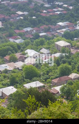 Armenia, Goris, elevato angolo vista città, mattina Foto Stock