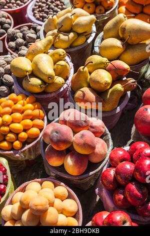 Azerbaigian, Vandam, mercato della frutta Foto Stock