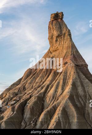 RoadTrip in inverno attraverso il semi-deserto Bardenas Reales, Navarra, Spagna. Riserva della biosfera UNESCO. Castiglia di Tierra. Foto Stock