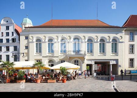 Informazioni turistiche nella Sala Barocca in Piazza dell'Università, Rostock, Mecklenburg-Vorpommern, Germania, Europa Foto Stock