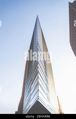 Atrium Tower, das ehemalige Debis-Haus, eines der Hochhäuser a Berlino am Potsdamer Platz. Foto Stock