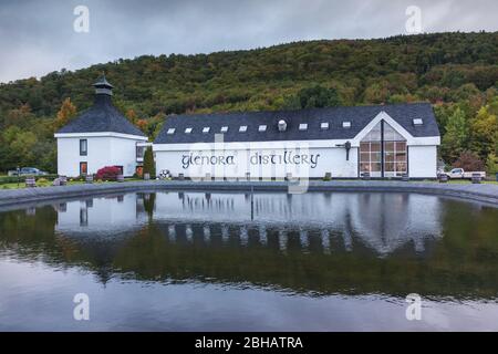 Canada, Nova Scotia, Glenville, Glenora Inn e distilleria, esterna Foto Stock