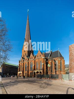 Germania, Amburgo, la chiesa di San Pietro è la più antica chiesa parrocchiale di Amburgo Foto Stock