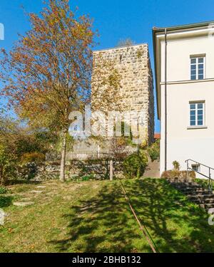 Germania, Baden-Württemberg, Sigmaringen - Jungnau, il castello di Jungnau chiamato anche Castello di Jungnau. Proprio accanto al municipio. Il rione fu ribattezzato imperatore Guglielmo Turm in onore del Kaiser Guglielmo II Foto Stock