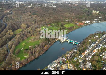 Vista aerea, lago Baldeneysee, campo da golf ETUF, valle della Ruhr con sbarramento, Werden, Essen, zona della Ruhr, Renania Settentrionale-Vestfalia, Germania Foto Stock