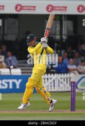 Marcus Stoinis d'Australia battendo durante il One Day Tour Match tra Sussex e Australia al 1 ° Central County Ground di Hove. Giugno 07 2018 Foto Stock