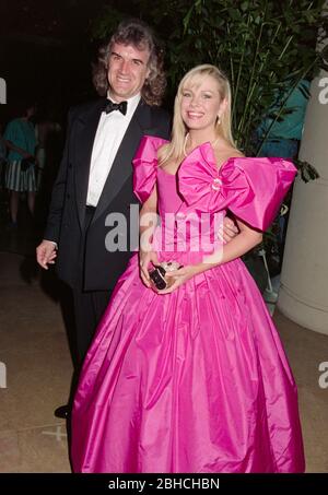 LOS ANGELES, CA. c. Eserenit: Attore/comico Billy Connolly & moglie Pamela Stephenson. Foto file © Paul Smith/Featureflash Foto Stock