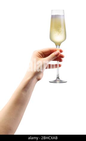 Donna mano tenendo bicchiere di champagne frizzante isolato su bianco. Foto Stock