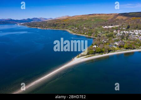 Vista della zona di Rhu sul Gare Loch ad Argyll e Bute, Scozia, Regno Unito Foto Stock