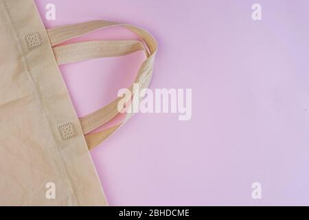 borsa in tela naturale per prodotti del negozio, concept senza plastica Foto Stock