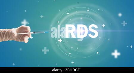 Ago per siringa con vaccino virale e abbreviazione RDS, concetto antidoto Foto Stock