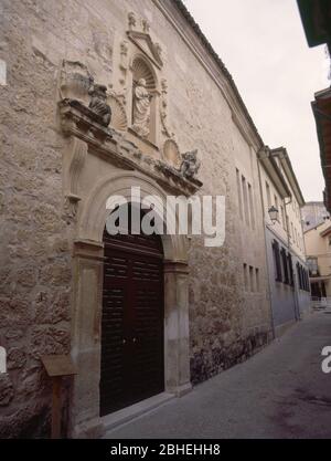 FACHADA DE LA IGLESIA - PORTADA PLATERESCA -HORNACINA CON LA IMAGEN DE LA INMACULADA- S XVI. AUTORE: GIL DE HONTAÑON (PIÙ ALTO). LOCATION: ITALY. Torrelaguna. MADRID. SPAGNA. Foto Stock