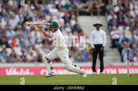 Australia David Warner comanda la sfera durante la Investec ceneri serie di test match tra Inghilterra e Australia al ovale a Londra. Agosto 20, 2015. James Boardman / Immagini teleobiettivo +44 7967 642437 Foto Stock