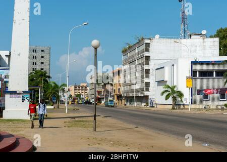 Street scene a Pointe Noire, Repubblica Democratica del Congo. Foto Stock
